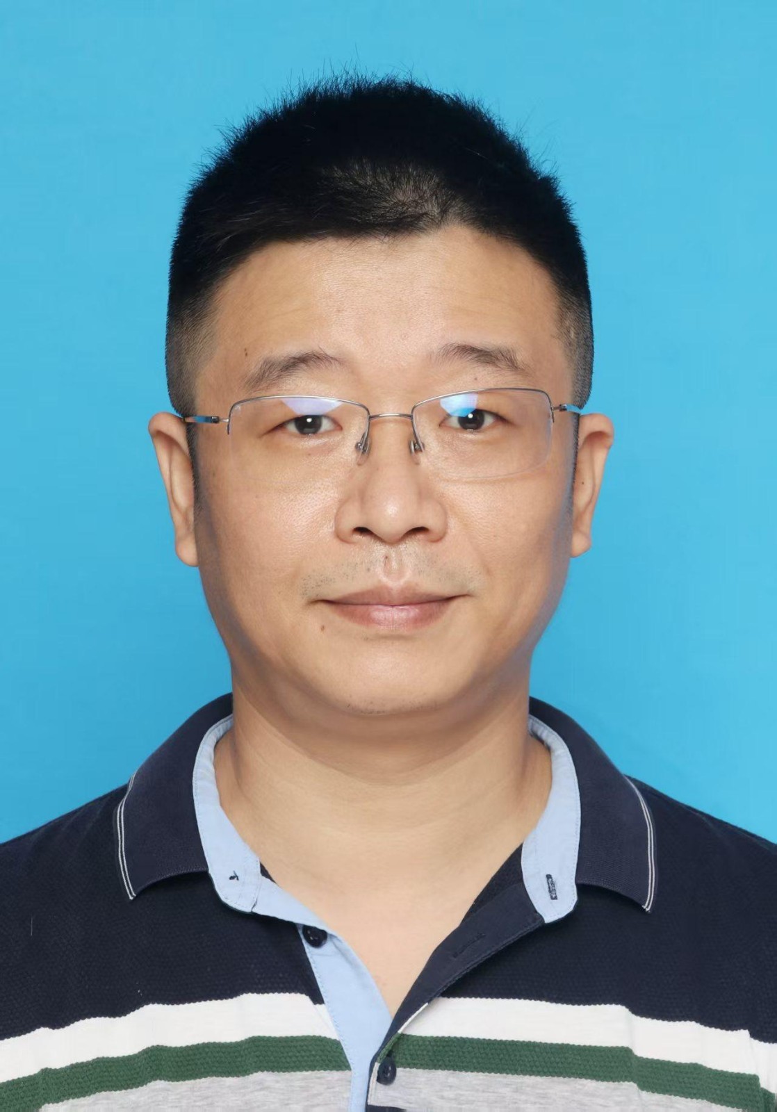 吴晓志 电子科技大学中山学院经贸学院电子商务系主任、副教授,博士;“中山英才计划”宣传思想文化领域
